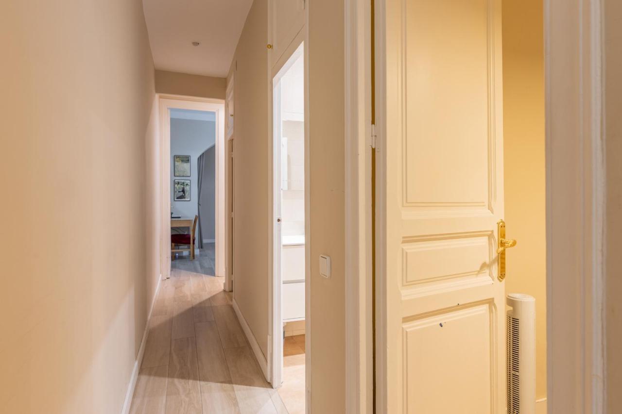 Aparteasy - Family 4-Bedroom Apartment Barcelona Exterior photo