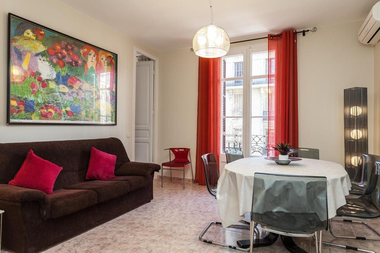 Aparteasy - Family 4-Bedroom Apartment Barcelona Exterior photo